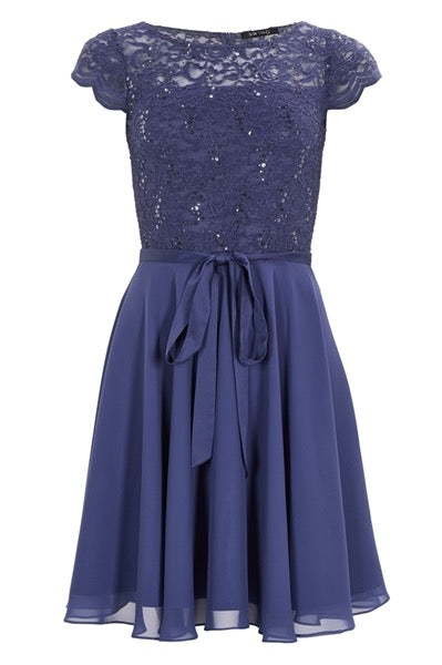 LaceLavendelDress