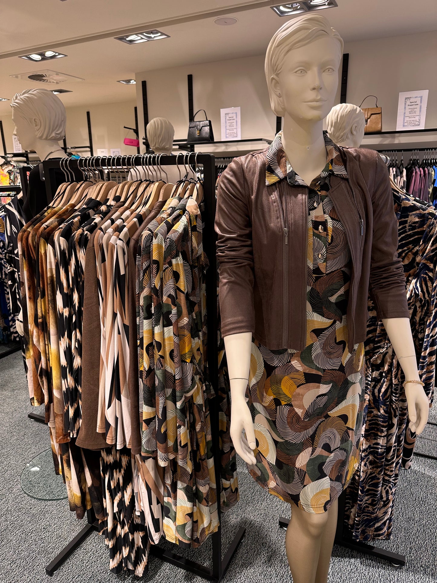 GoldyDress
