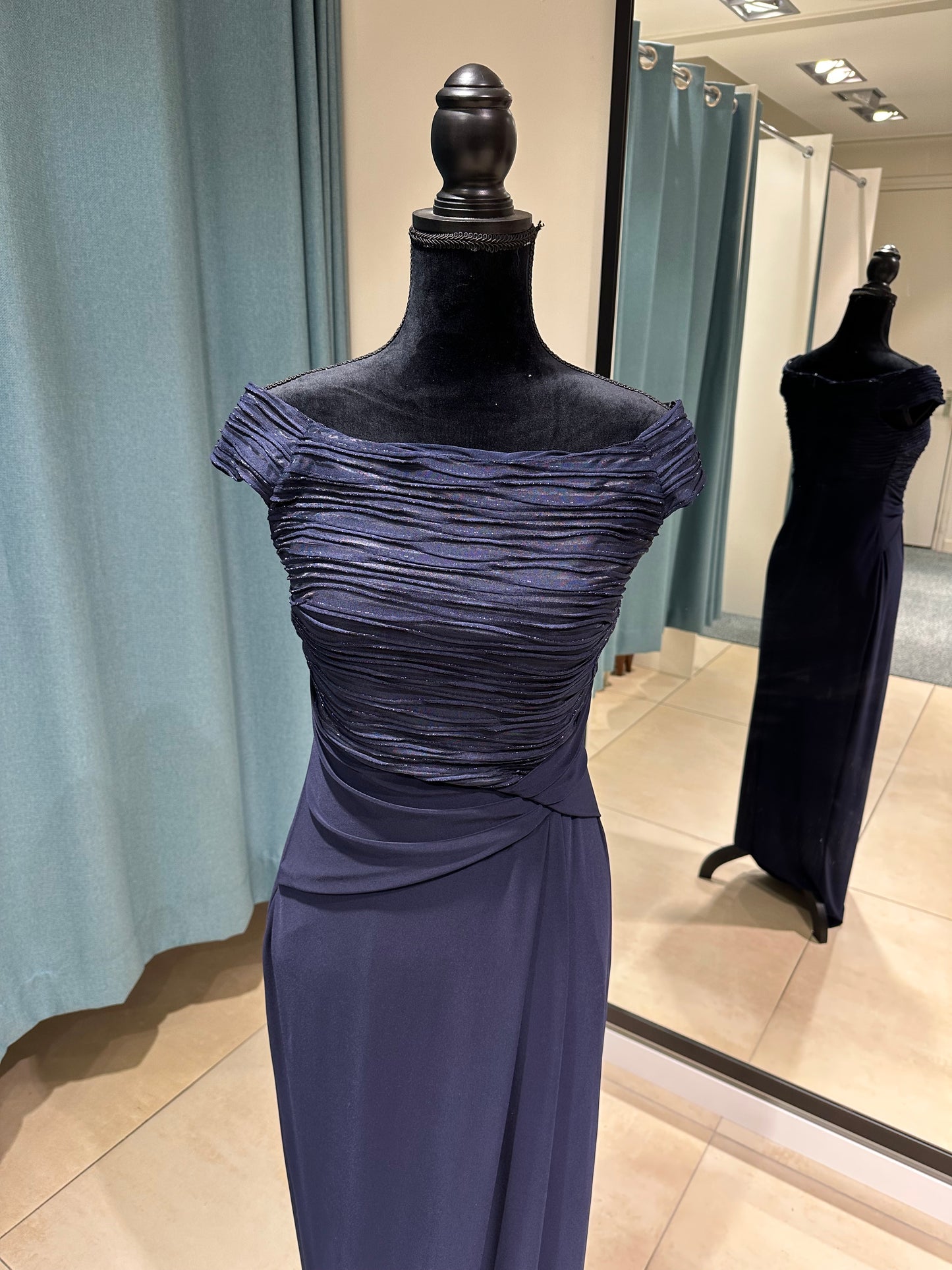 LongReliëfDress