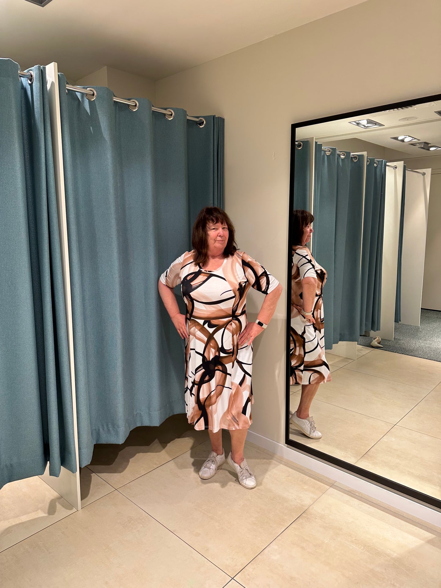 JanetBeigeDress