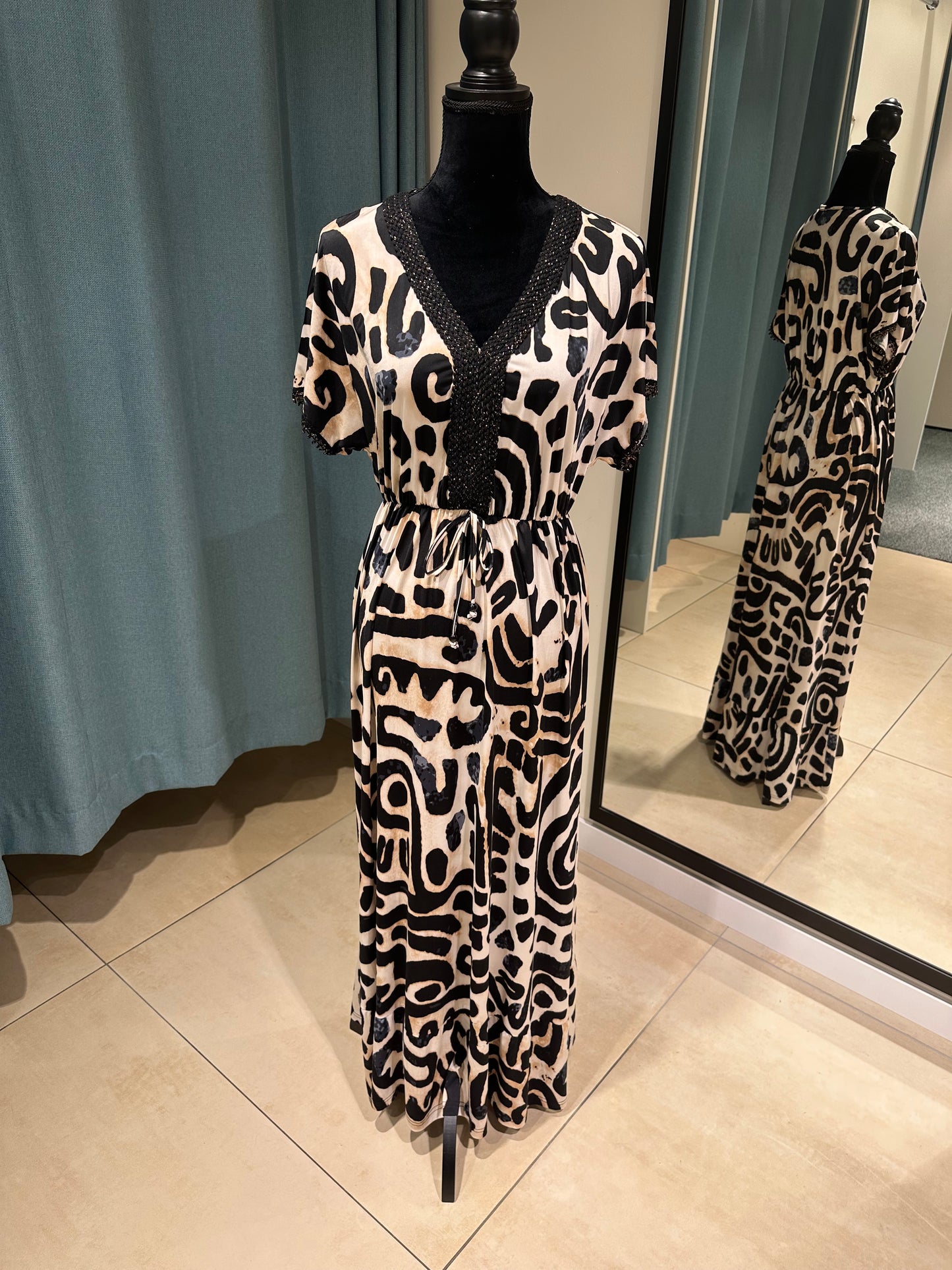 BatiBlackPrintDress